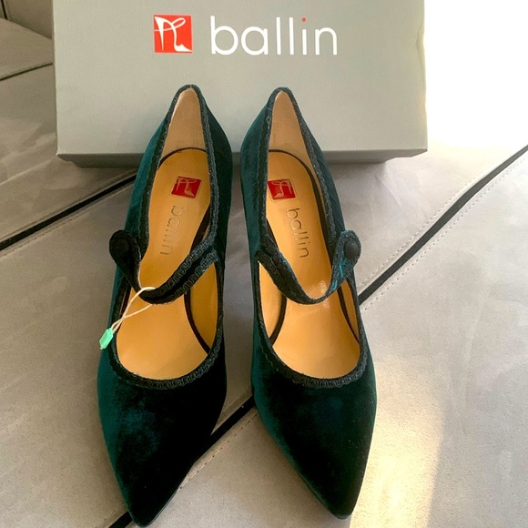 🍃 Ballin Dark Forest Velvet Heels size 40- NIB - Picture 4 of 17